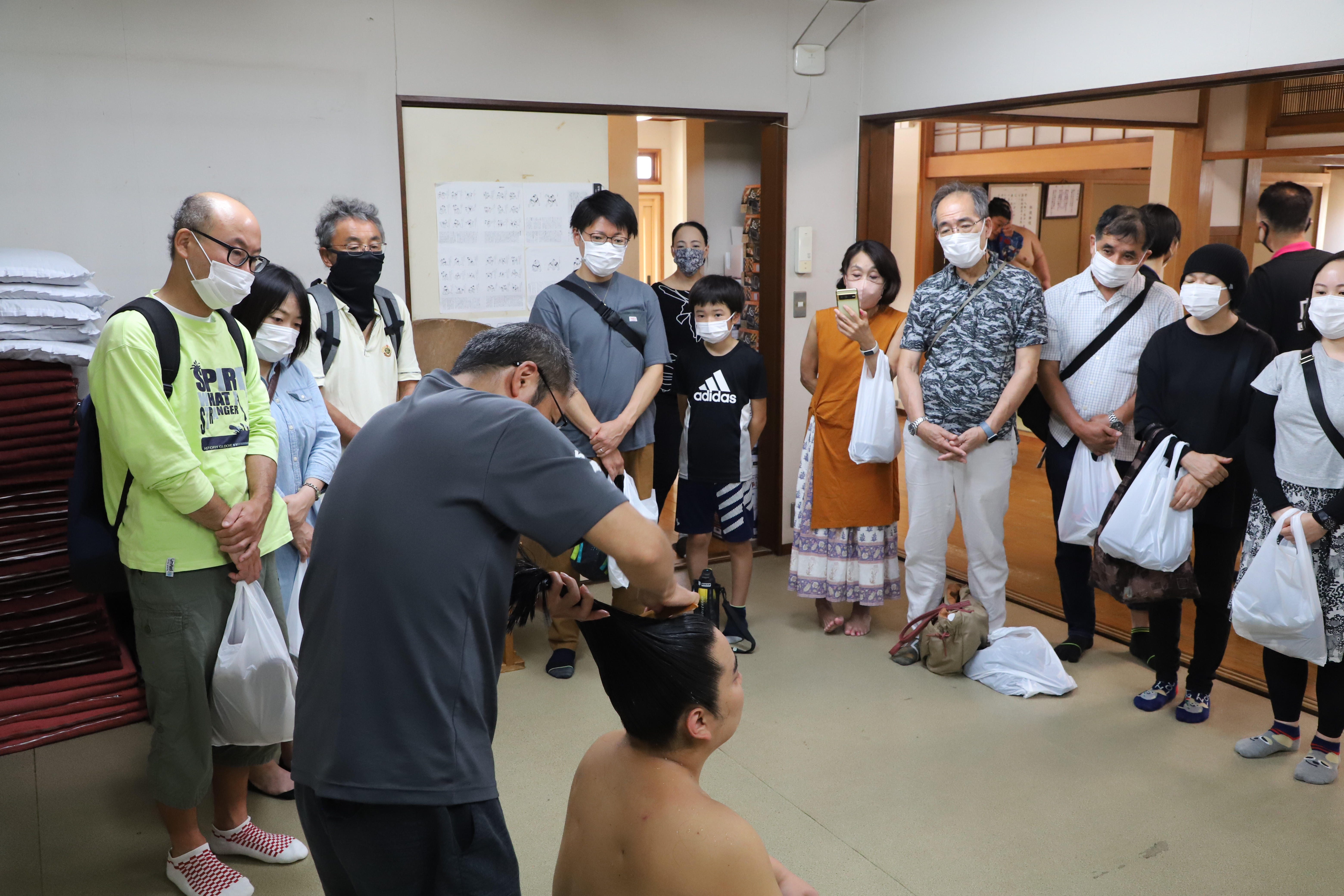 「龍ケ崎市の式秀部屋」をもっと身近に！　市民20人が大相撲の世界を体験