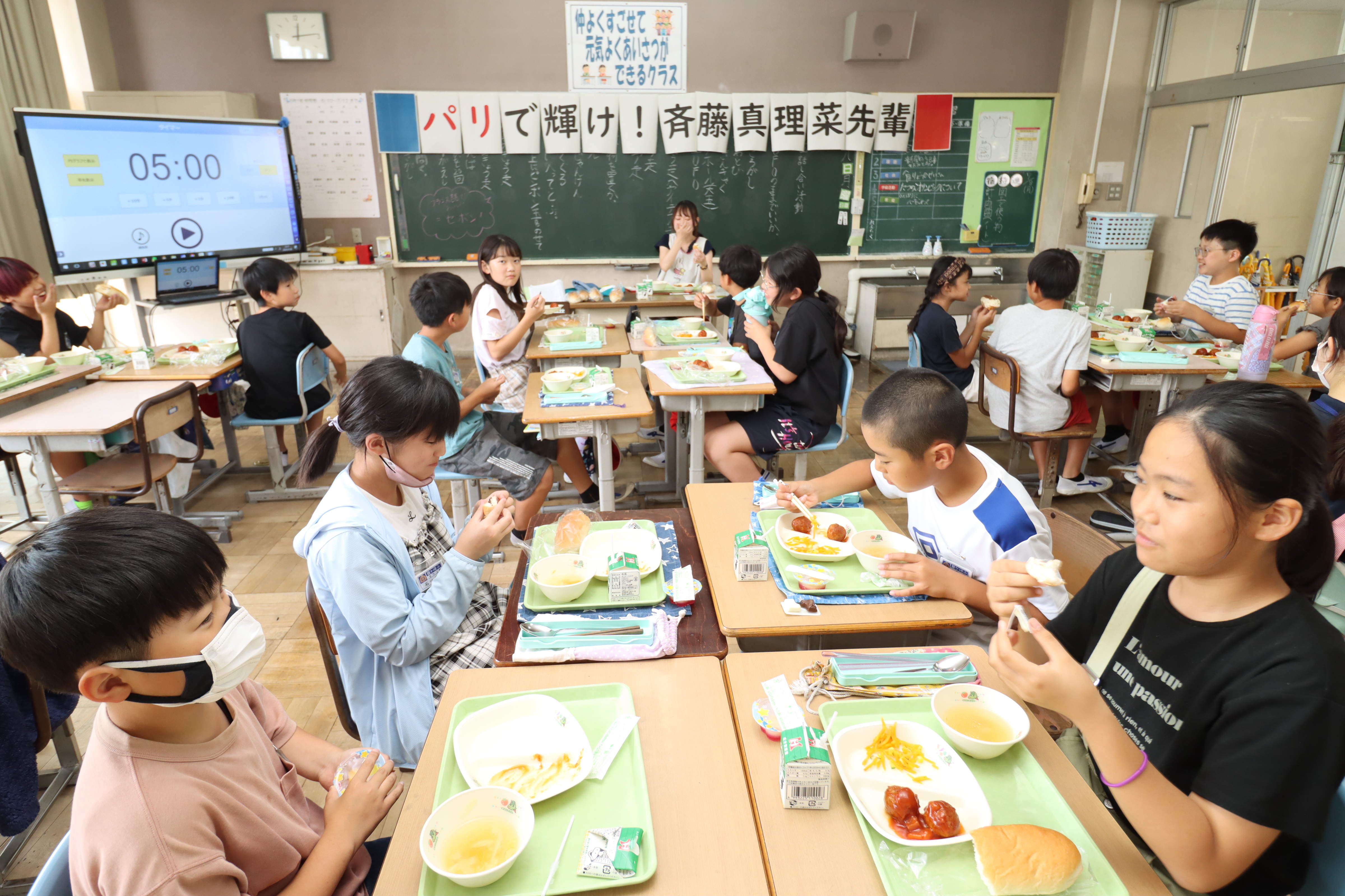 パリの魅力を味わって！　フランス家庭料理給食を提供