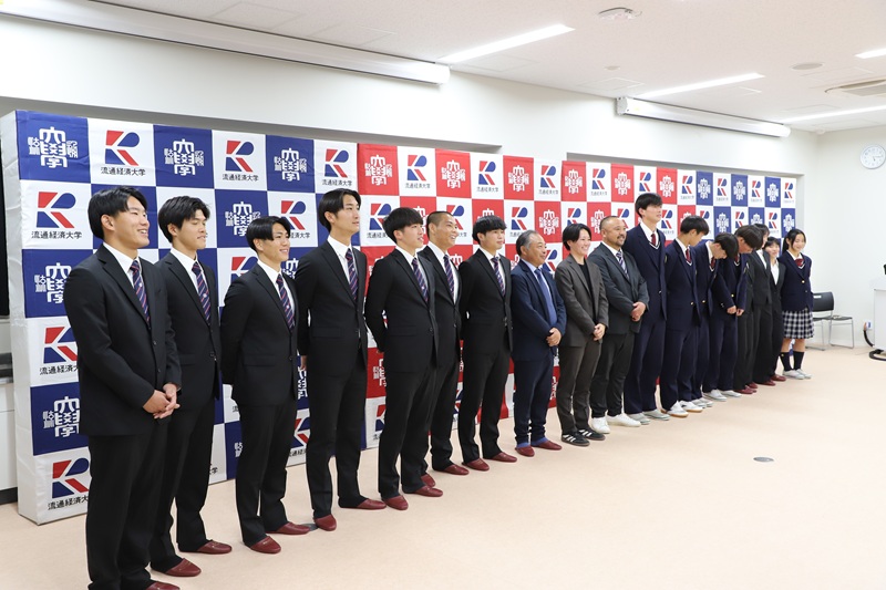 本市出身の畠中武蔵選手がFリーガーに！流経大サッカー部プロ・アマ内定者合同記者会見