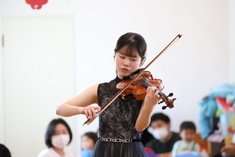 ヴァイオリン田中さん